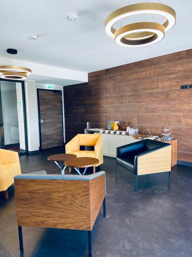 Intergroup Business & Design Hotel Ingolstadt Kosching ภายนอก รูปภาพ