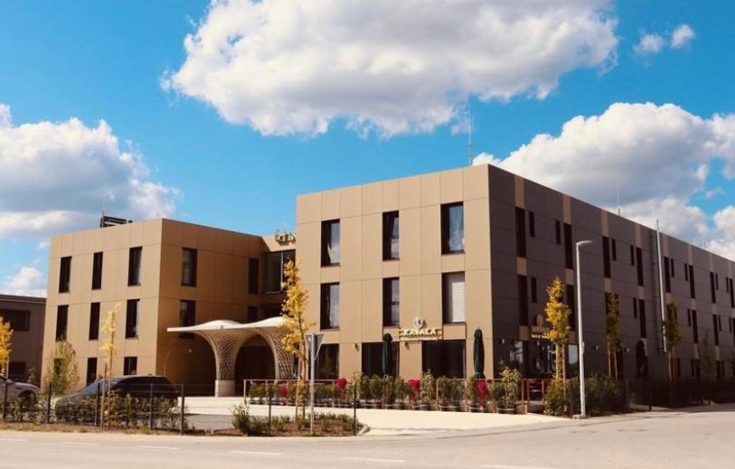 Intergroup Business & Design Hotel Ingolstadt Kosching ภายนอก รูปภาพ