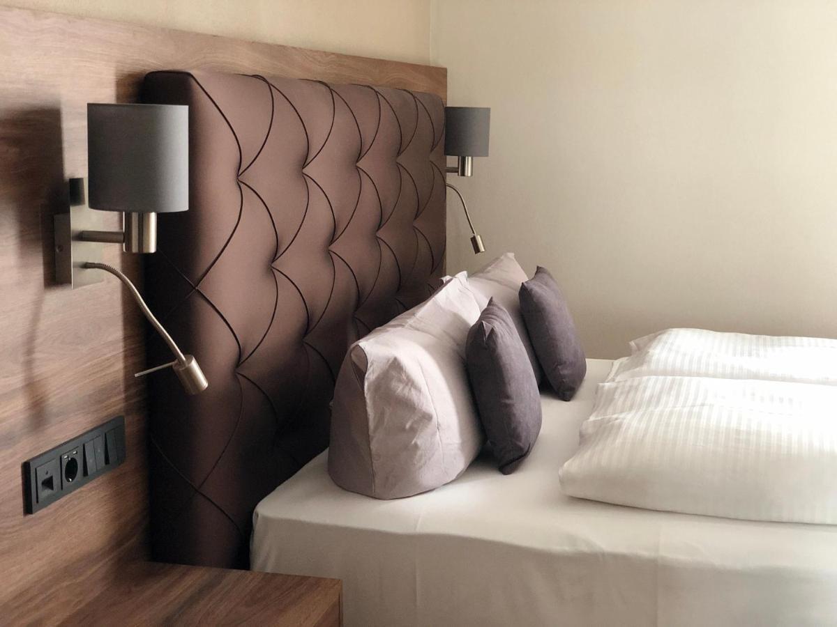 Intergroup Business & Design Hotel Ingolstadt Kosching ภายนอก รูปภาพ