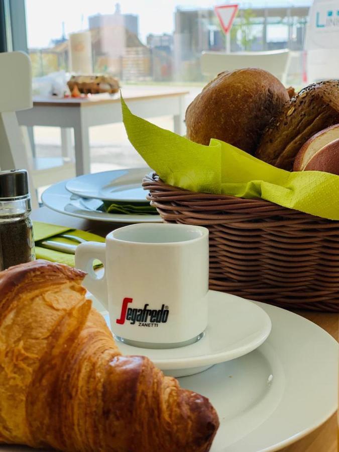 Intergroup Business & Design Hotel Ingolstadt Kosching ภายนอก รูปภาพ
