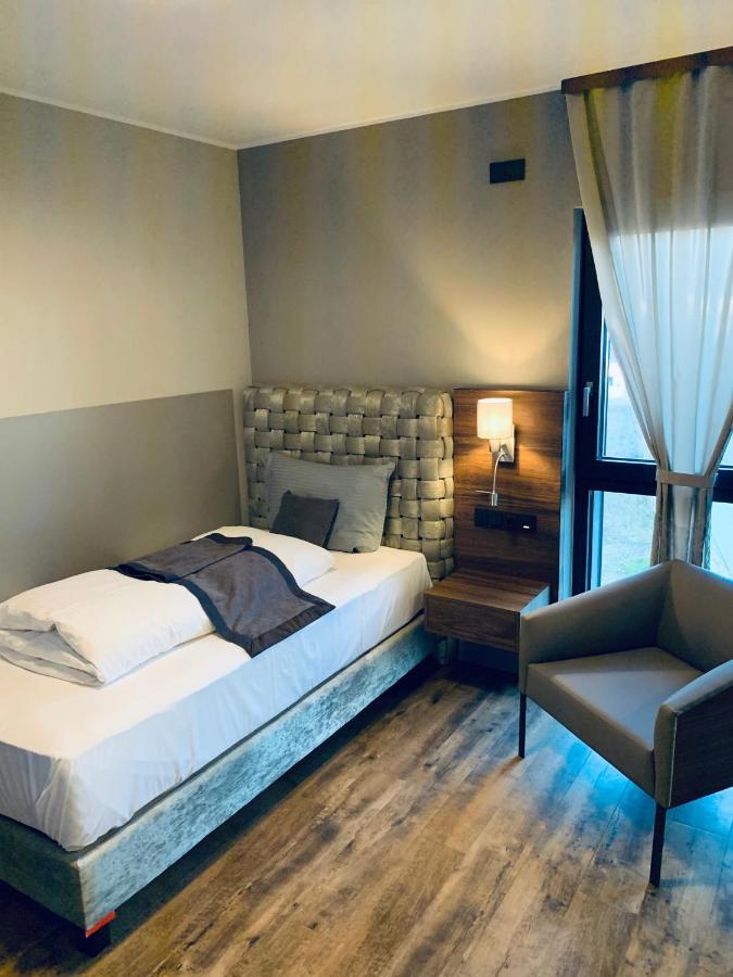 Intergroup Business & Design Hotel Ingolstadt Kosching ภายนอก รูปภาพ