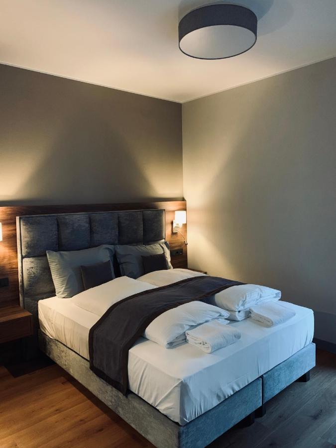 Intergroup Business & Design Hotel Ingolstadt Kosching ภายนอก รูปภาพ