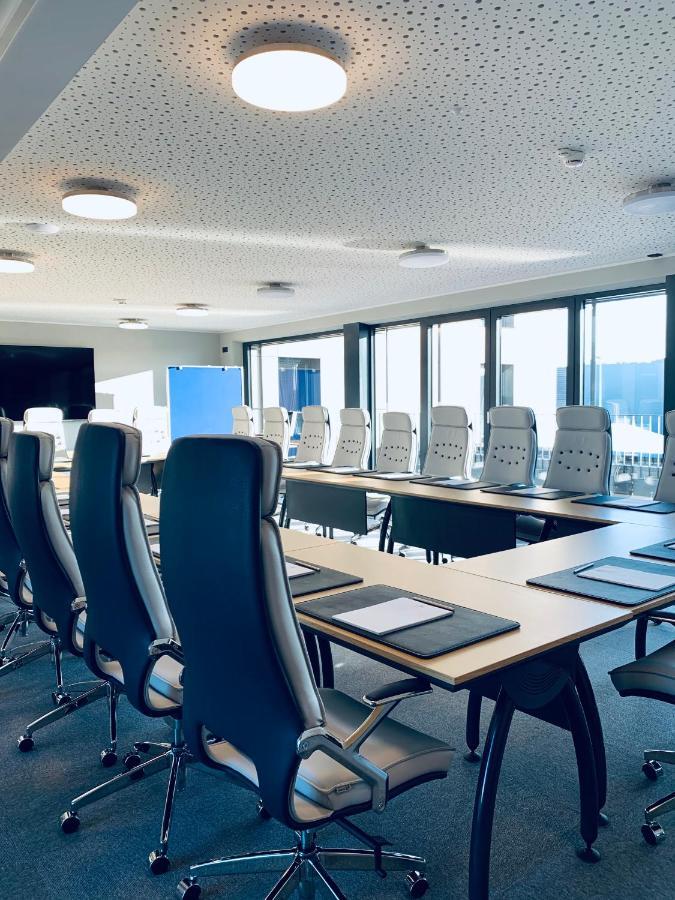Intergroup Business & Design Hotel Ingolstadt Kosching ภายนอก รูปภาพ