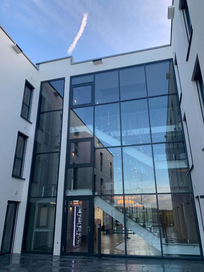 Intergroup Business & Design Hotel Ingolstadt Kosching ภายนอก รูปภาพ