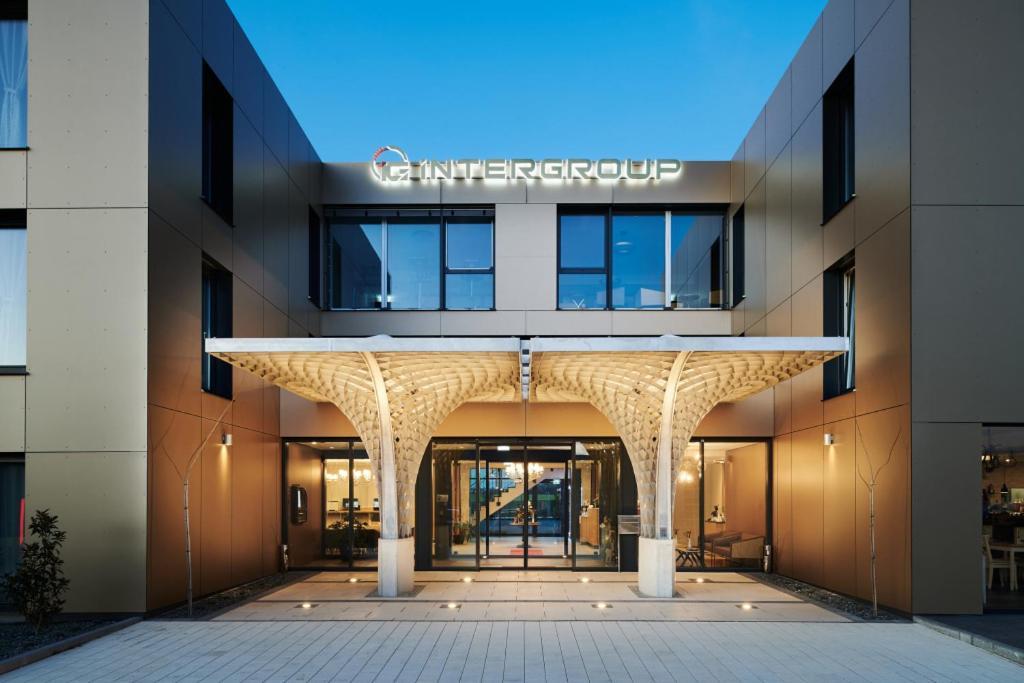 Intergroup Business & Design Hotel Ingolstadt Kosching ภายนอก รูปภาพ